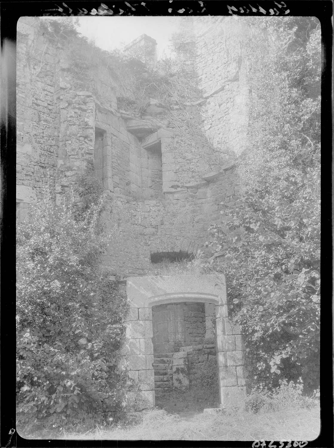 Aile sud vue depuis la cour