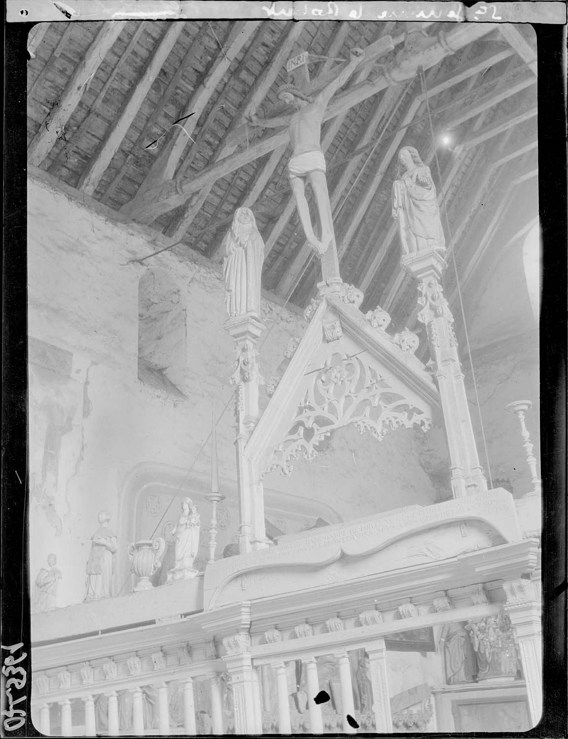 Croix ; Christ en croix - © Ministère de la Culture (France), Médiathèque du patrimoine et de la photographie, diffusion RMN-GP