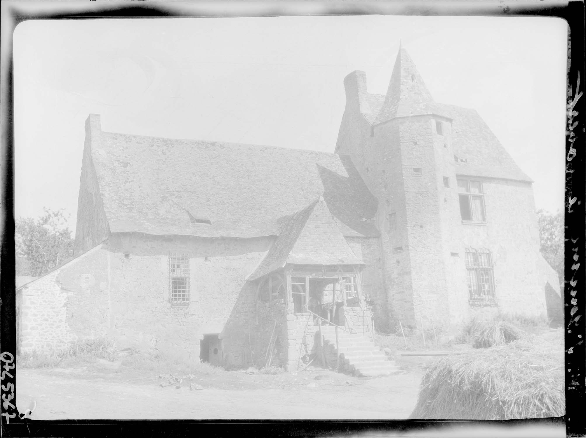 Façade principale sur cour