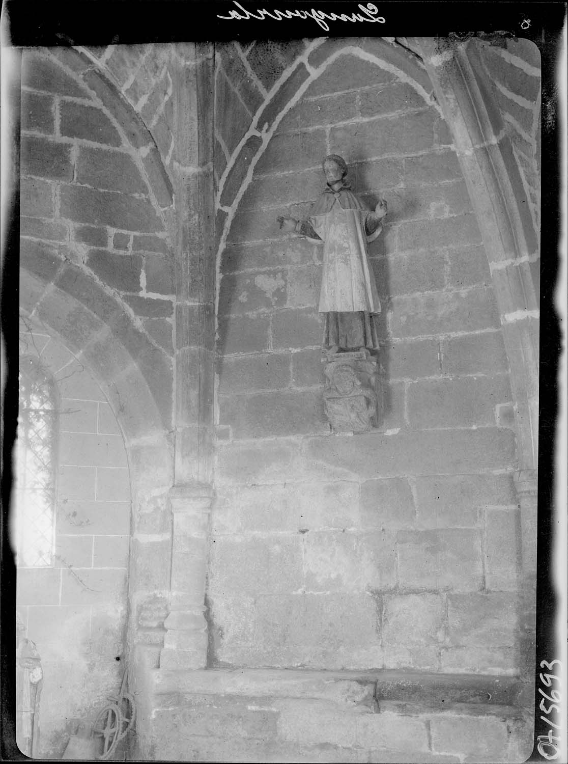 Statue de saint Antoine