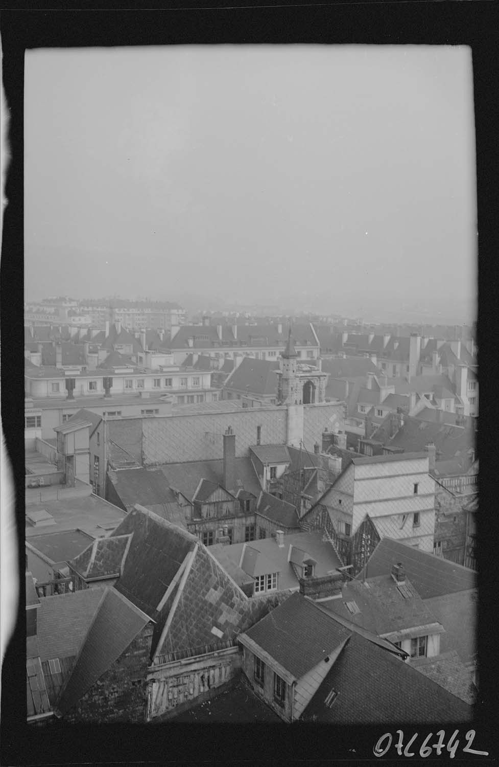 La ville prise du Gros-Horloge