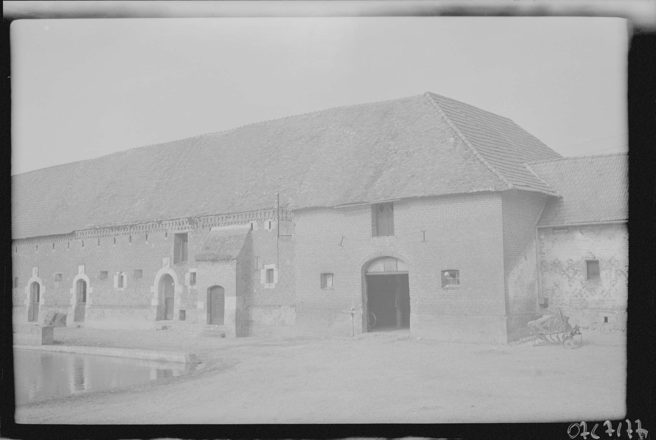 Écurie, façade sur cour