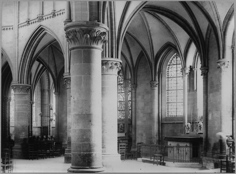 Intérieur : chapelle du déambulatoire