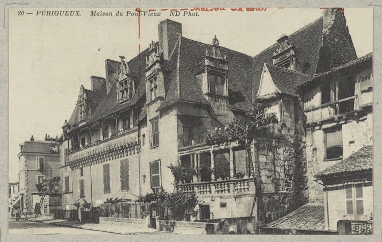 Façade sur le quai de l’Isle