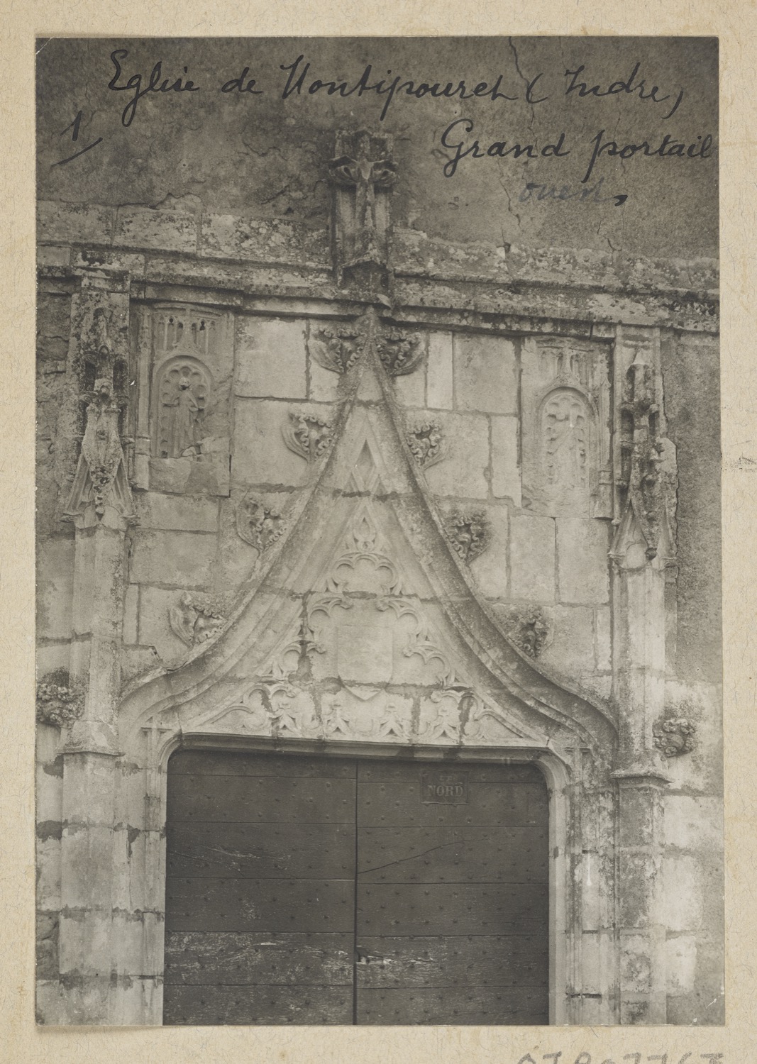 Façade ouest : grand portail