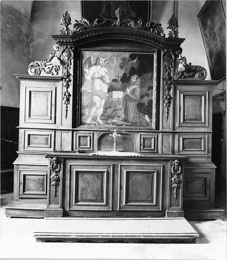Meuble de sacristie, tableau : 'Saint François refusant le sacerdoce', meuble architecturé, à huit vantaux, tableau placé au centre du meuble - © Ministère de la Culture (France), Médiathèque du patrimoine et de la photographie (objets mobiliers), tous droits réservés