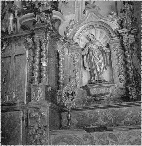 Tabernacle, statue : 'Saint François d'Assise' (?), niche architecturée, bois sculpté, doré