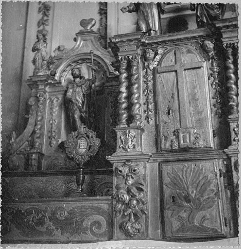 Tabernacle, statue : 'Saint Roch', niche architecturée, bois sculpté, peint, doré
