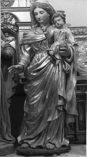 Groupe sculpté : 'Vierge à l'Enfant', bois sculpté, peint ; après restauration