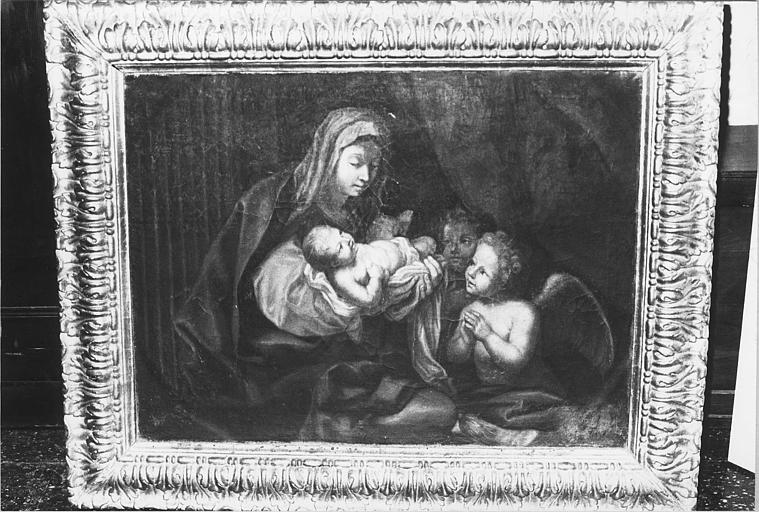 Tableau, cadre : 'Vierge à l'enfant avec deux anges adorateurs', huile sur toile, cadre en bois doré - © Ministère de la Culture (France), Médiathèque du patrimoine et de la photographie (objets mobiliers), tous droits réservés