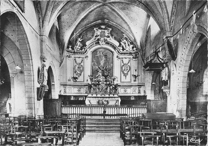 Autel, gradin d'autel, tabernacle, retable : autel galbé, retable et tabernacle architecturés, statues, bas-reliefs