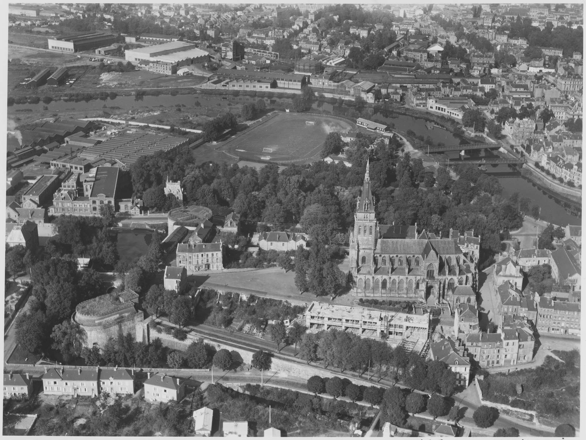 Quartier de la basilique Notre-Dame-d’Espérance