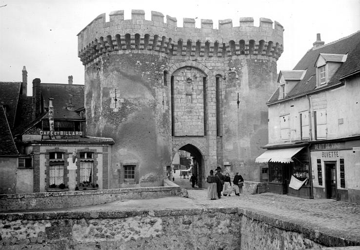 Vue générale, café et billard, buvette