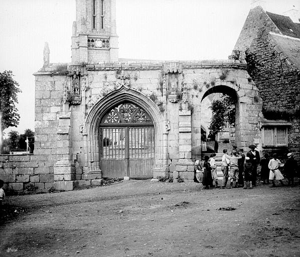 Portail du cimetière