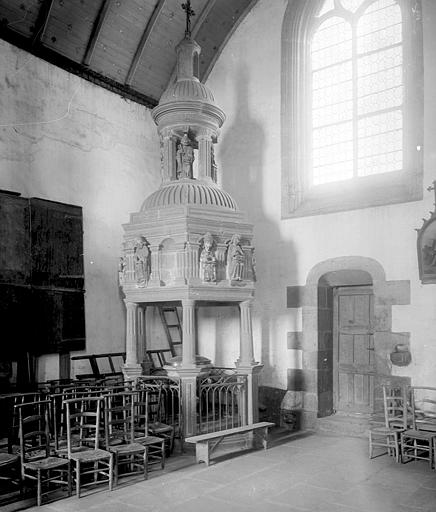 Intérieur, baptistère