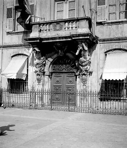 Porte de Puget : vue d'ensemble