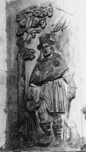 haut-relief : saint Roch, bois