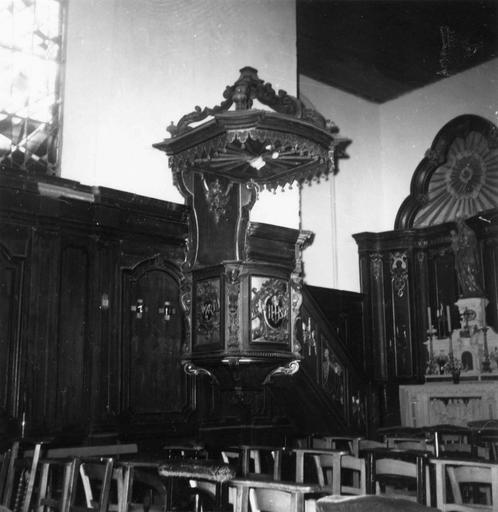 chaire à prêcher, bois sculpté - © Ministère de la Culture (France), Médiathèque du patrimoine et de la photographie (objets mobiliers), tous droits réservés