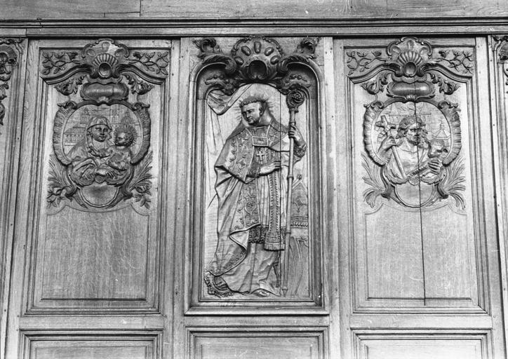 lambris de revêtement : Saint Louis de Toulouse, panneau sculpté