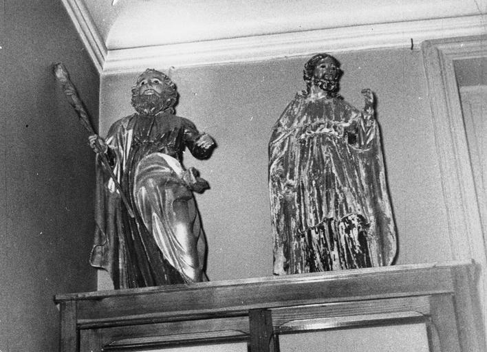 statues : Les apôtres, bois doré et peint