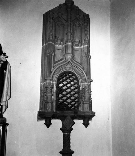 armoire eucharistique dite la custode, pierre bleue