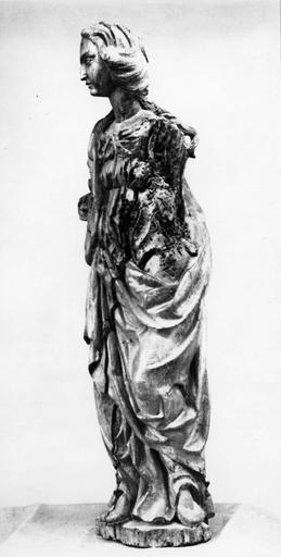 statue : sainte Marie-Madeleine, bois