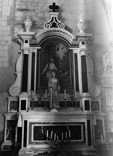 autel et retable latéral nord, pierre et marbre