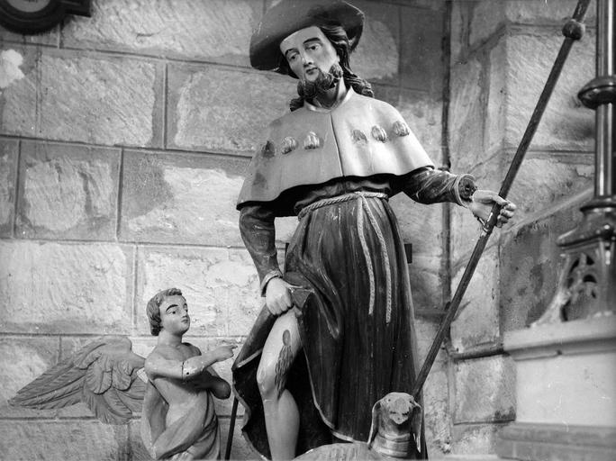 groupe sculpté : saint Roch l'ange et son chien, bois polychrome