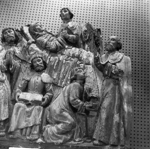 bas-relief : scène de la vie du Christ : la Mise au tombeau, bois polychrome, avant repose