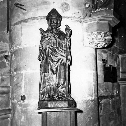 statue : saint Blaise, bois