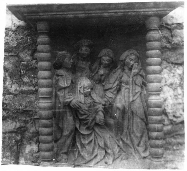 bas-relief : la Pâmoison de la Vierge, vue générale