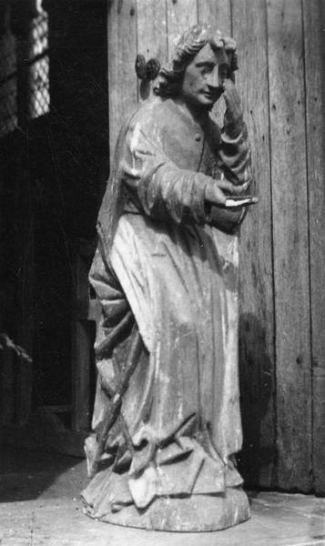 statue : saint Jean, vue générale