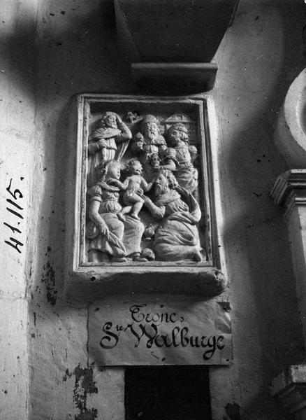 bas-relief : l'Adoration des Mages, vue générale