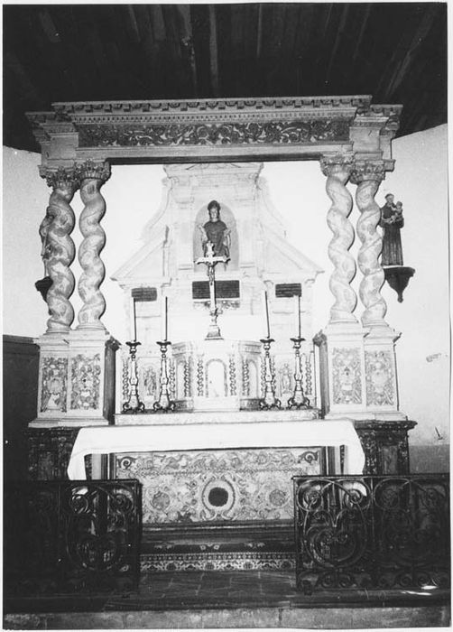 autel (maître-autel), tabernacle et ciborium