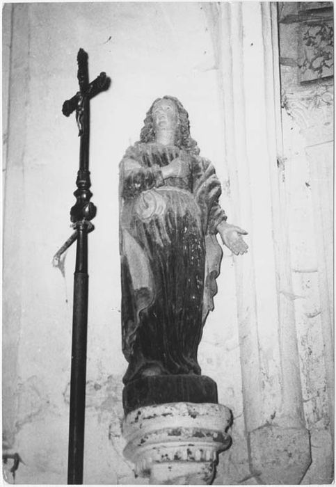 statue : Saint Jean