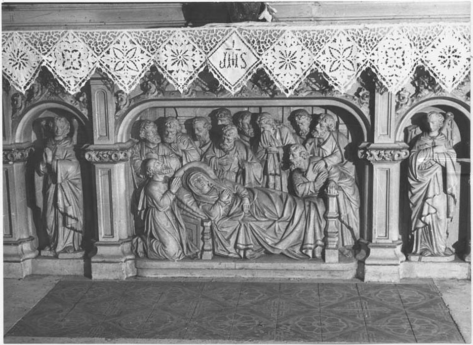 autel de la Vierge