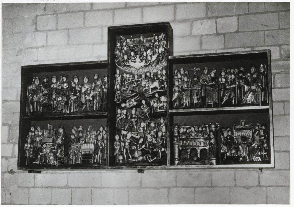haut-relief : scènes de la vie et du martyre de saint Maurice