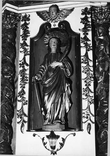 Statue : Saint Paul (classé comme figure de sainte Catherine d'Alexandrie), bois sculpté, peint, doré - © Ministère de la Culture (France), Médiathèque du patrimoine et de la photographie (objets mobiliers), tous droits réservés