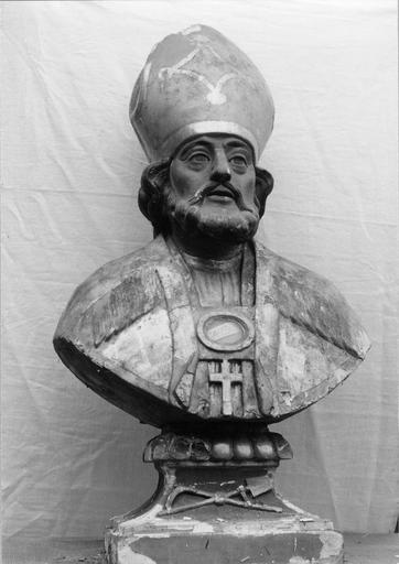 Buste-reliquaire de saint Aubin, bois sculpté, peint et doré - © Ministère de la Culture (France), Médiathèque du patrimoine et de la photographie (objets mobiliers), tous droits réservés