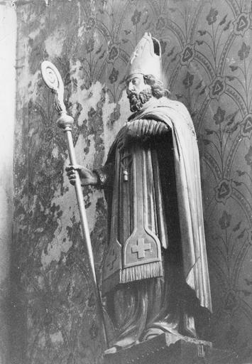 Statue : Saint Eloi, bois sculpté, peint, doré - © Ministère de la Culture (France), Médiathèque du patrimoine et de la photographie (objets mobiliers), tous droits réservés