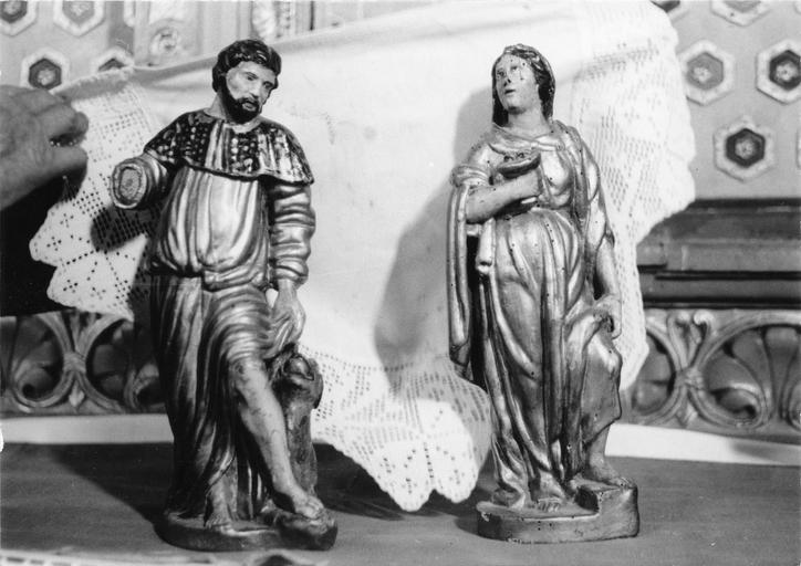 2 statuettes : Saint Roch, Sainte Lucie, bois sculpté, peint, doré - © Ministère de la Culture (France), Médiathèque du patrimoine et de la photographie (objets mobiliers), tous droits réservés