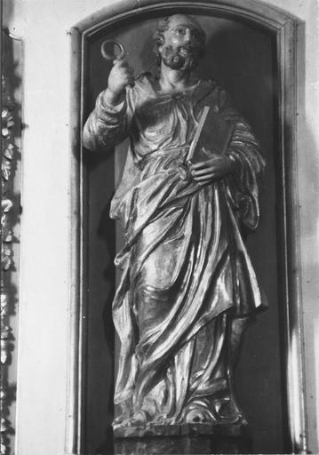 Statue : Saint Pierre, bois sculpté, peint, doré - © Ministère de la Culture (France), Médiathèque du patrimoine et de la photographie (objets mobiliers), tous droits réservés