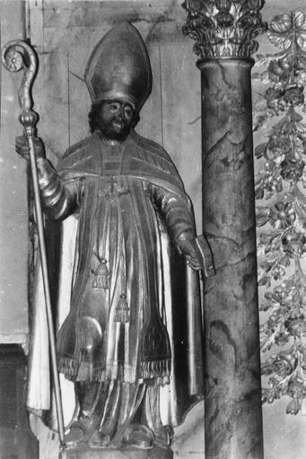 Statue : saint Eloi, bois sculpté, peint, doré - © Ministère de la Culture (France), Médiathèque du patrimoine et de la photographie (objets mobiliers), tous droits réservés