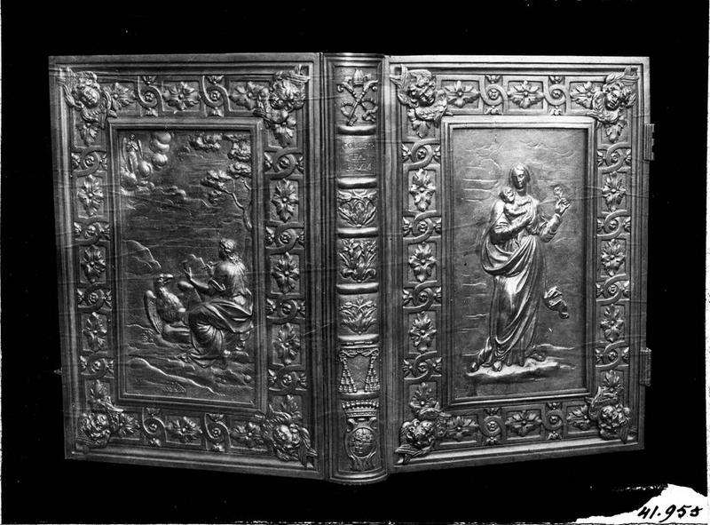 livre, reliure : collectaire, vue générale