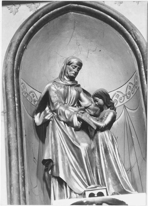 groupe sculpté : Sainte Anne apprenant à lire à Marie - © Ministère de la Culture (France), Médiathèque du patrimoine et de la photographie, diffusion RMN-GP