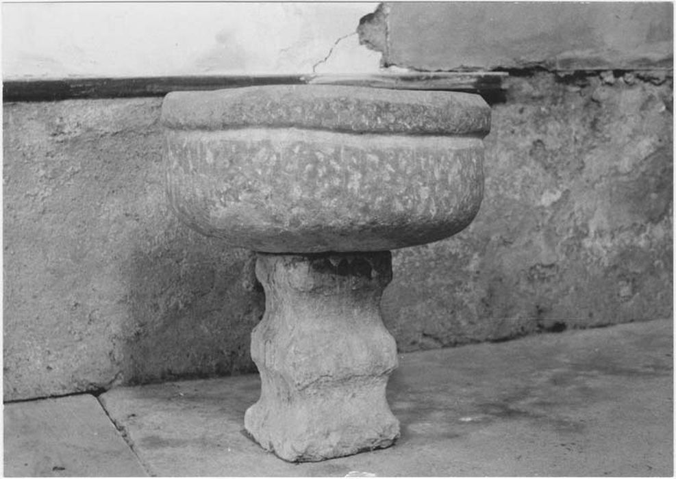 fonts baptismaux - © Ministère de la Culture (France), Médiathèque du patrimoine et de la photographie, diffusion RMN-GP