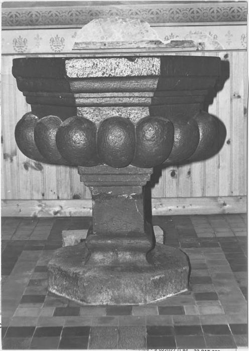 fonts baptismaux - © Ministère de la Culture (France), Médiathèque du patrimoine et de la photographie, diffusion RMN-GP