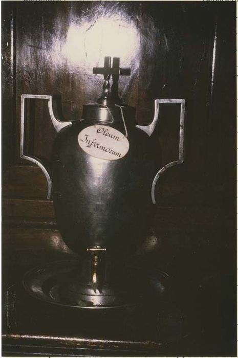 ampoule au sainte huiles - © Ministère de la Culture (France), Médiathèque du patrimoine et de la photographie, diffusion RMN-GP