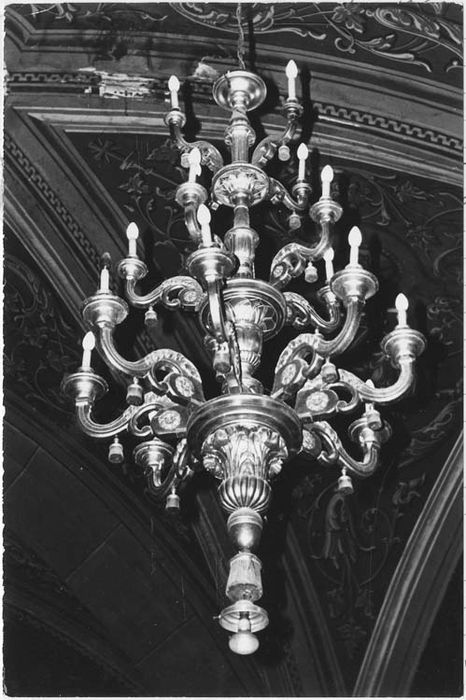 lustre - © Ministère de la Culture (France), Médiathèque du patrimoine et de la photographie, diffusion RMN-GP