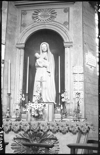 Statue : Vierge à l'Enfant